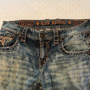 Rock revival size 32 jeans 19” waist 11” inseam 44” length